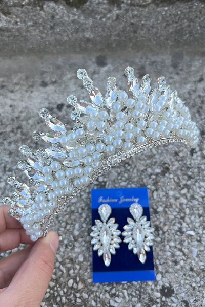 Hobigram Daisy Cream Pearl Crown and Thin Shuttle Earrings Set – Sparkling Evening Dress Bridal Set