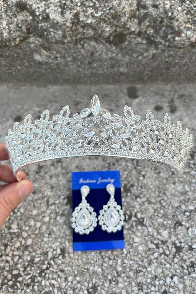 Hobigram Amara Silver Crown and Drop Shuttle Earrings Set – Sparkling Evening Dress Bridal Set