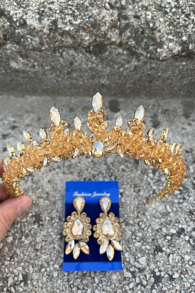 Hobigram Thalia Crown Three Shuttle Earring Set Gold – Sparkling Evening Dress Accessory with Stones for Bridal Henna Wedding