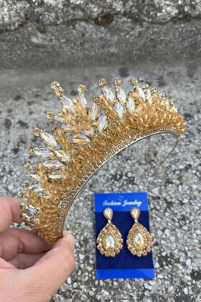 Hobigram Daisy Gold Yellow Crown and Drop Shuttle Earrings Set – Sparkling Evening Dress Bridal Set