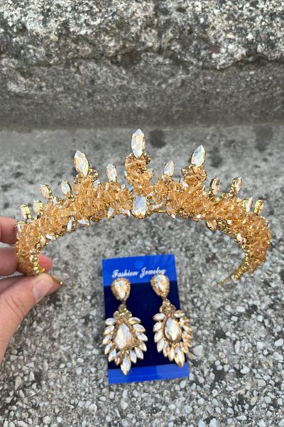 Hobigram Thalia Crown Wide Shuttle Earring Set Gold – Sparkling Evening Dress Accessory with Stones for Bridal Henna Wedding