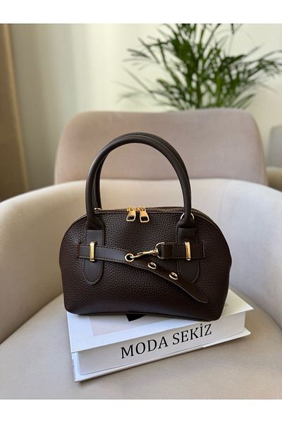 Moda Sekiz Women's Lock Accessory Large Internal Volume Hand and Shoulder Bag