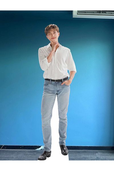 dakik reklam Bts Rm Model Standing Full Size Model Bts Kim Nam-Joon
