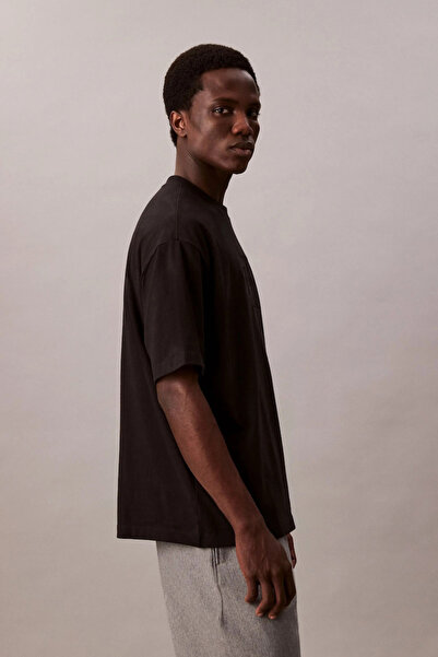 Calvin Klein Men's Embroidery Logo T-Shirt - Black