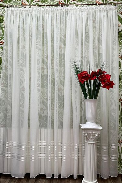 Liz Line Curtain with drapery, various sizes and colors, from the "Crystalline" collection by Liz Line