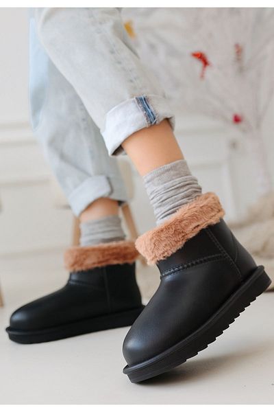 CONAHOME Mordi Black Oval Toe Waterproof Boots with Fur Inside