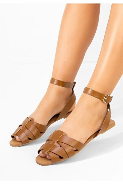 B T Shoes Sandale Fara toc Carysa cămilă