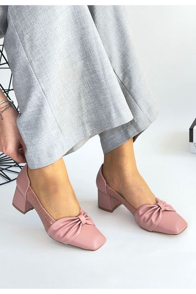 CONAHOME Agnet Powder Skin Heeled Shoes