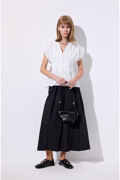 Manuka Wide Pleated Trousers Black