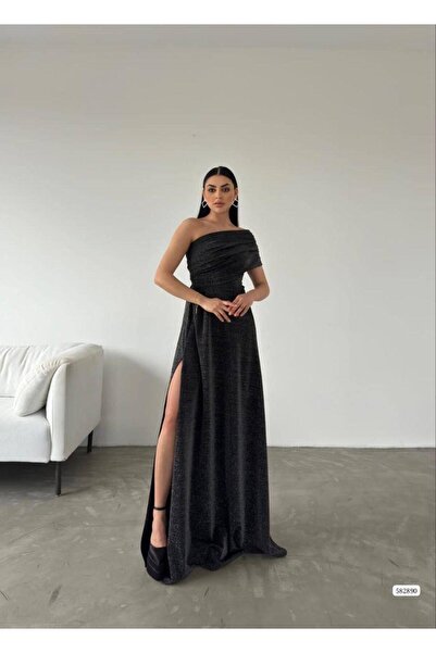 Modafeminen TEK OMUZ SİMLİ YIRTMAÇ DETAY ABİYE ELBİSE 582890 SİYAH