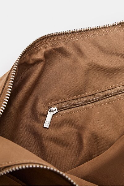 Stradivarius Maxi Suni Süet Omuz Çantası
