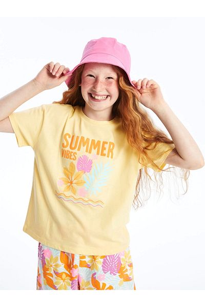 LC Waikiki Lcw Kids Sari Crew Neck Printed Short Sleeve Girl's T-Shirt and Shorts