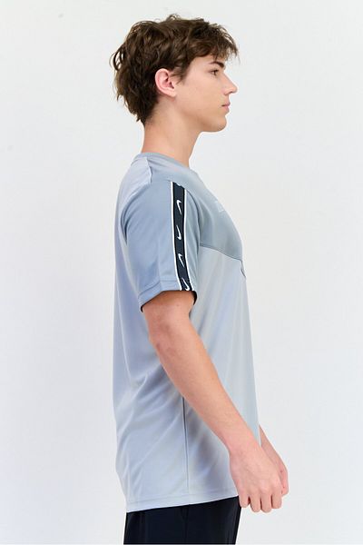 Nike Men Sportswear Fit Short Sleeves Training T-Shirt, Multicolor