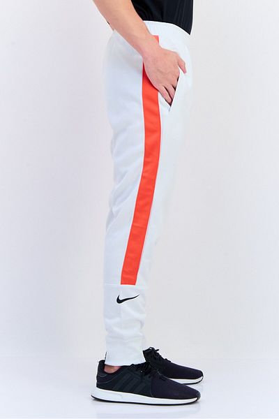 Nike Men Standard Fit Solid Outdoor Sweatpants, Multicolor