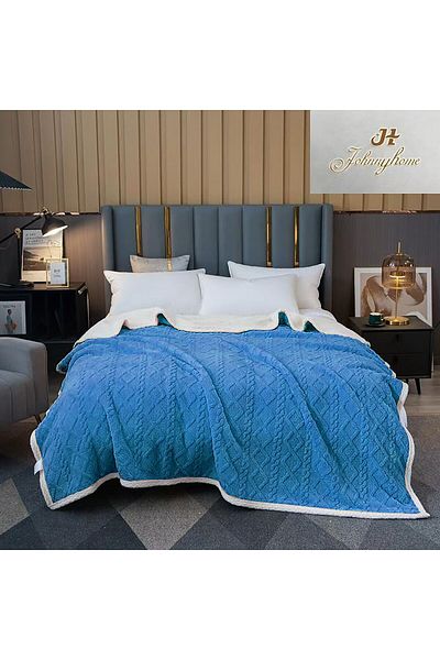 FIONNA.RO Cocolino Printed Knitted Blanket with Fur - Light Blue