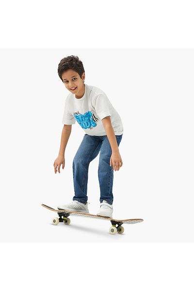 Juniors Typography Print T-shirt with Short Sleeves