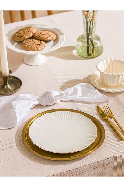 LC Waikiki White Patterned Porcelain Cake Plate 20 cm