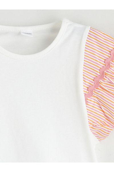 LC Waikiki Ecru Crew Neck Girl's T-Shirt