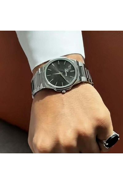 Luxure Men's watch with a modern silver design