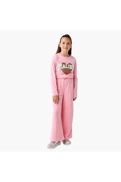 Juniors تي شيرت بطبعة جرافيكية وأكمام طويلة