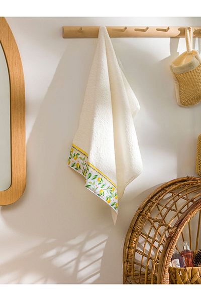 LC Waikiki Ecru Lemon Embroidered Cotton Face Towel 50X80 cm