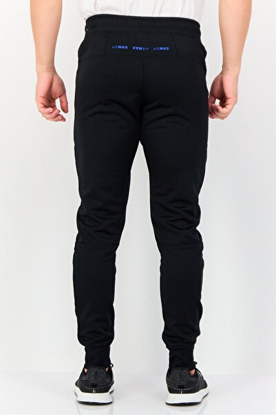 Nike Men Standard Fit Outdoor Jogger Pants, Black