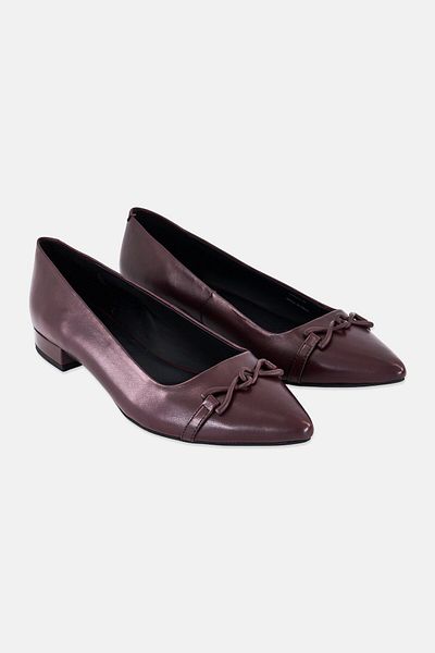 Geox Women D Charyssa C Slip On Pointed Toe Casual Shoes, Maroon