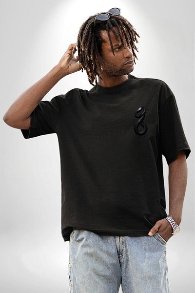 Angemiel Black Snake Artistic Black Oversize Women's Men's Front Minimal Printed T-Shirt