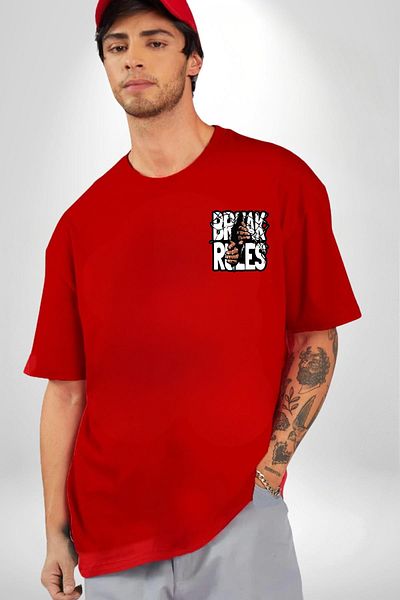 Angemiel تي شيرت Rules Break the Rules Style Individuality and Rebellious Posture أحمر كبير الحجم للنساء والرجال مطبوع من الأمام
