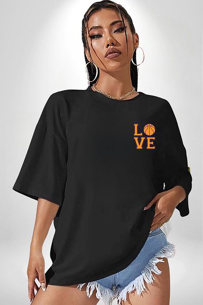 Angemiel Love Black Oversize Women Men Front Minimal Printed T-Shirt for Basketball Lovers