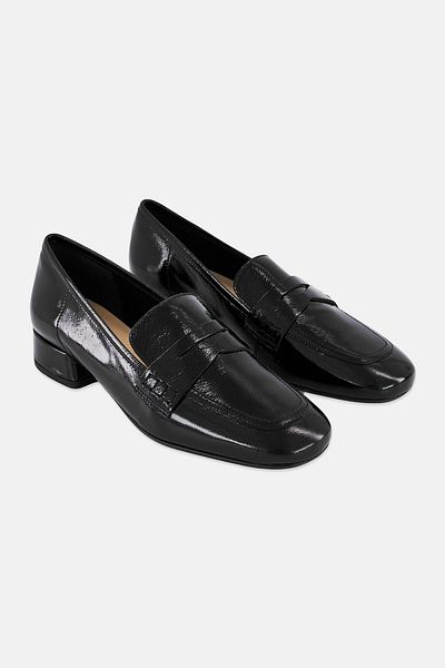 Geox Women Dhyalma Slip On Loafers, Black