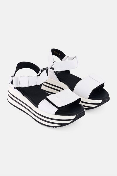 Geox Women D Skency Leather Velcro Closure Sandals, White