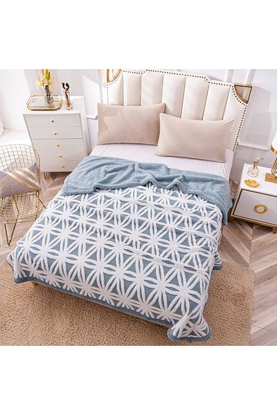 FIONNA.RO Cocolino Blanket With Fur - Light Blue