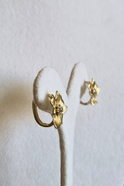 ayışığı Xuping Çiçek Beyaz Taşlı Küpe