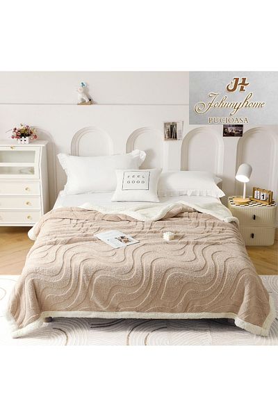 FIONNA.RO Cocolino Blanket with Fur Waves Pattern - Beige