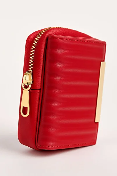 Timeless Stylish and Functional Women's Wallet – Metal Detailed