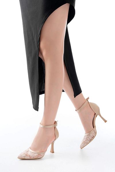 KÖMEN K-404 Beige Mesh Flower Detailed Women's Heeled Shoes