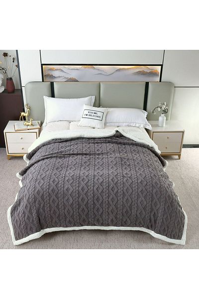 FIONNA.RO Cocolino Knitted Print Blanket With Fur - Dark Grey