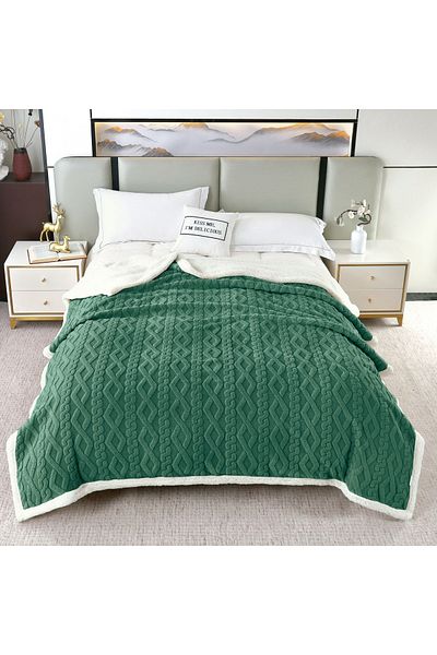 FIONNA.RO Cocolino Printed Knitted Blanket With Fur - Green