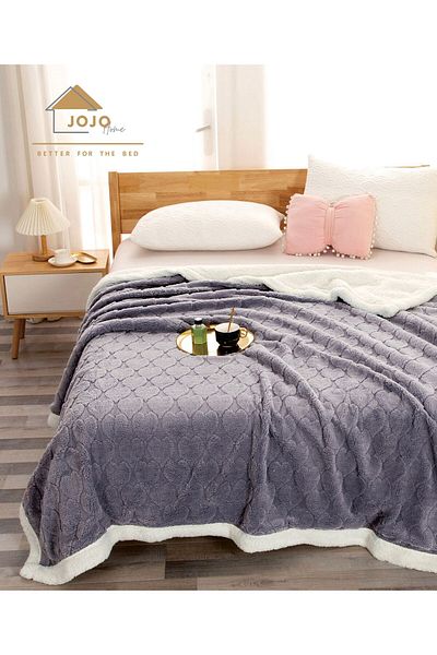 FIONNA.RO Cocolino Knitted Print Blanket with Fur - Grey with Hearts