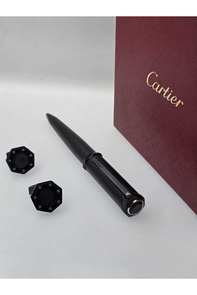 Cartier Cartier pen with a luxurious and beautiful cap