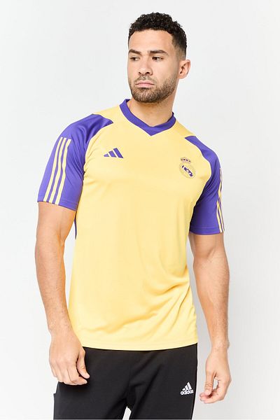 adidas Men Real Madrid Tiro 23 Sportswear Fit Short Sleeves Training Jersey, Yellow