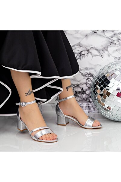 mei Γυναικεία Σανδάλια με Χοντρά Τακούνια 2XKK85 Ασημί Mei