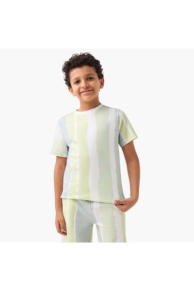 Juniors طقم تي شيرت وشورت مطبوع برقبة دائرية مكون من 3 قطع