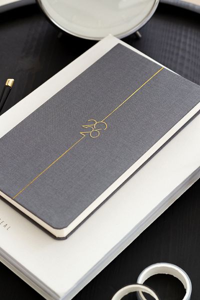Matt Notebook Εβδομαδιαία λινό τσέπη Ατζέντα 2026 Έτος 12 μηνών καπνιστή