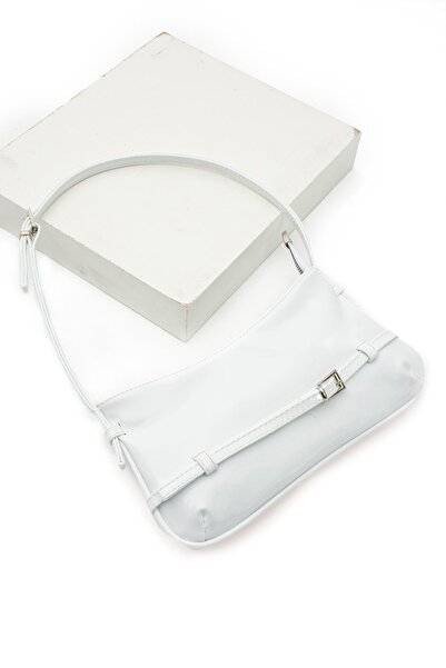 ESTUTE حقيبة كتف من الجلد اللامع بسيطة