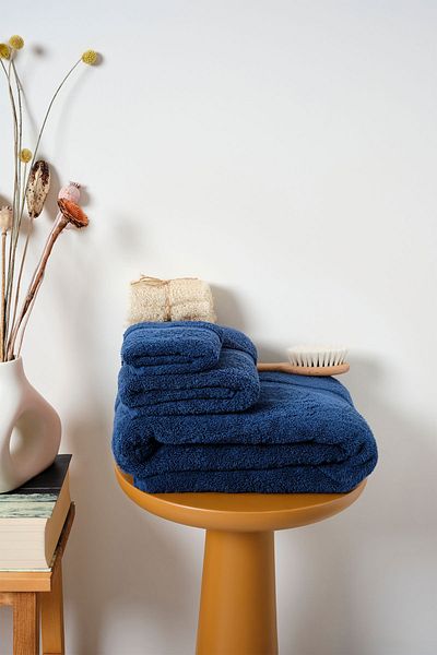 Nazik Home Gabriel 500 Gsm 100% Cotton Bath Towel (100 X 150 cm)
