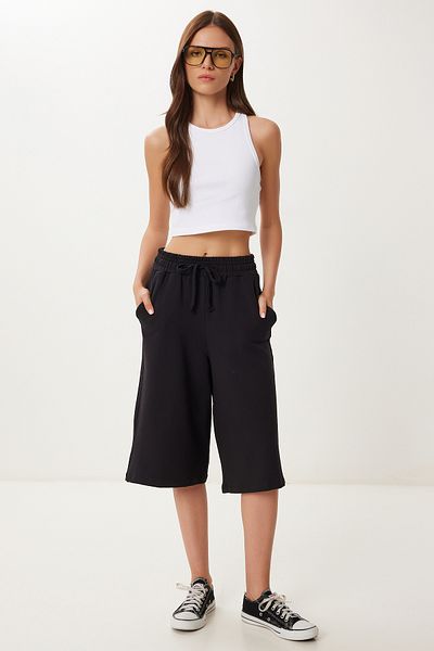 Happiness İstanbul Women's Black Pocket Flexible Knitted Tracksuit Shorts Ub00405