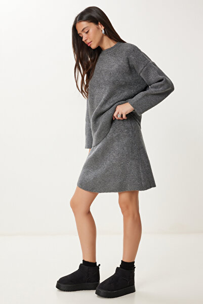 Happiness İstanbul Women's Anthracite Knitwear Sweater Skirt Set Mt00160