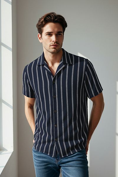 Trendyol Collection Темно-синій Бурумчук в смужку Літній гольф з коротким рукавом TMNSS25GO00014